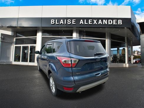 Used 2018 Ford Escape SE w/ SE Sync 3 Package AWD/4WD image 6