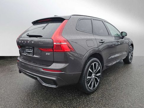 Certified 2025 Volvo XC60 B5 Plus AWD/4WD image 3