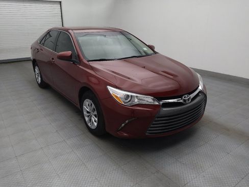 Used 2017 Toyota Camry LE image 13