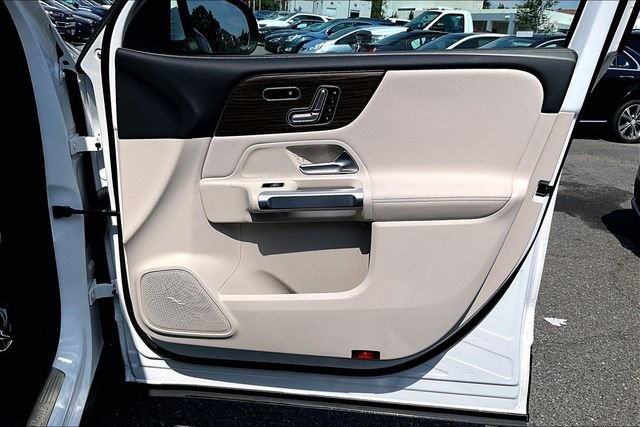 Used 2026 Mercedes-Benz GLB 250 4MATIC image 19