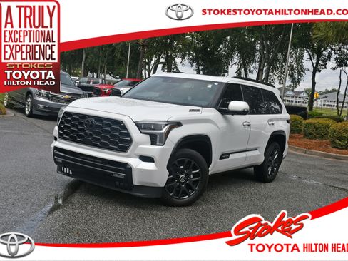 Used 2024 Toyota Sequoia Platinum AWD/4WD image 1