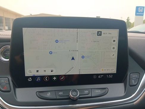 Used 2025 Chevrolet Blazer LT image 18