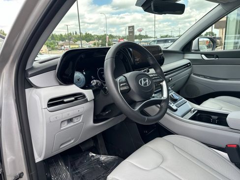 Used 2025 Hyundai Palisade SEL AWD/4WD image 12