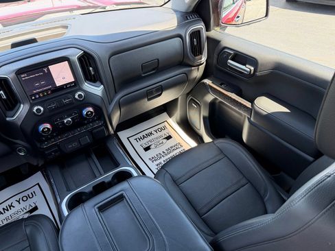 Used 2019 GMC Sierra 1500 Denali w/ Denali Ultimate Package AWD/4WD image 17