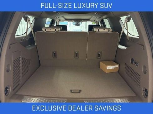 New 2026 GMC Yukon XL Denali w/ Denali Reserve Package image 26