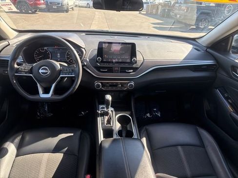 Used 2024 Nissan Altima 2.5 SR image 19