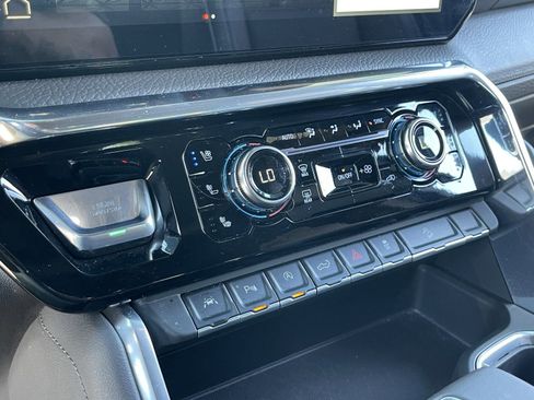 Used 2026 GMC Sierra 1500 Denali w/ Denali Reserve Package image 28