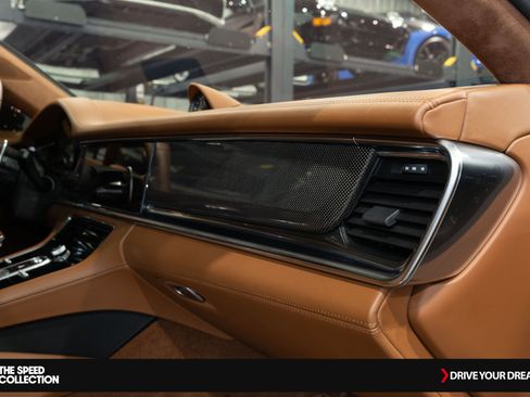 Used 2022 Porsche Panamera Turbo S image 29