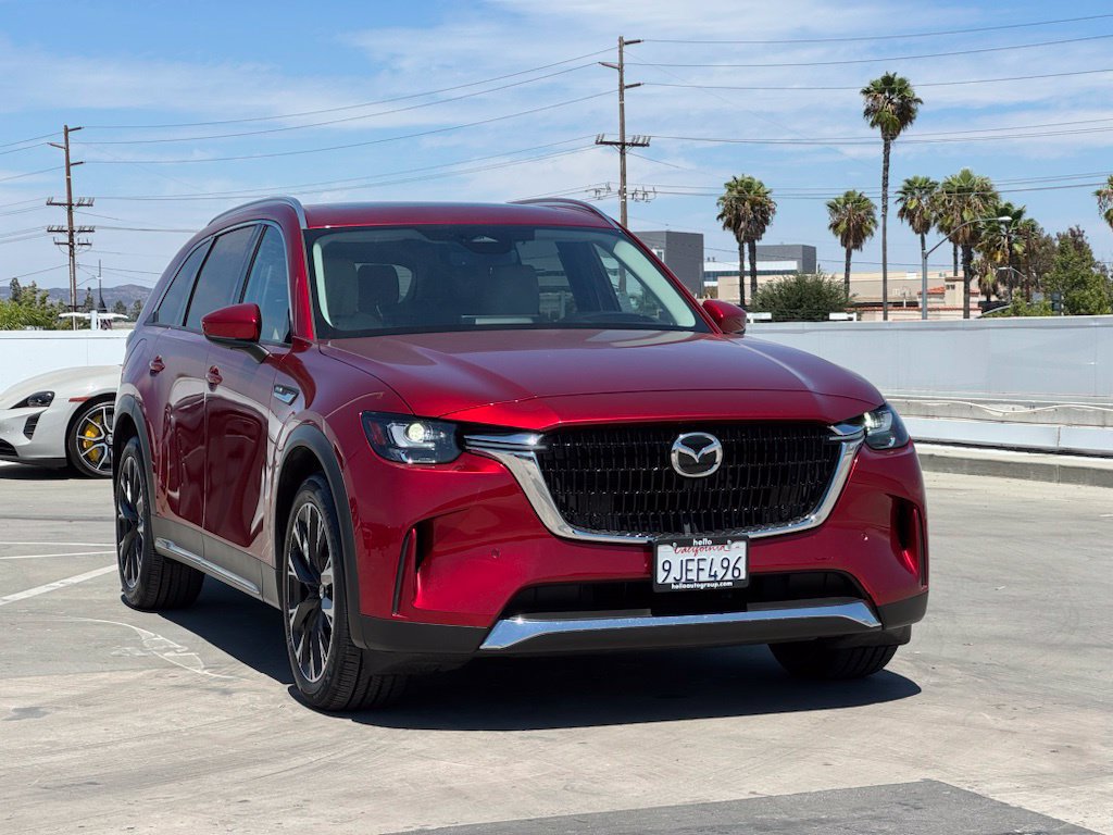 Certified 2024 MAZDA CX-90 Plug-In Hybrid w/ Premium Pkg AWD/4WD image 4