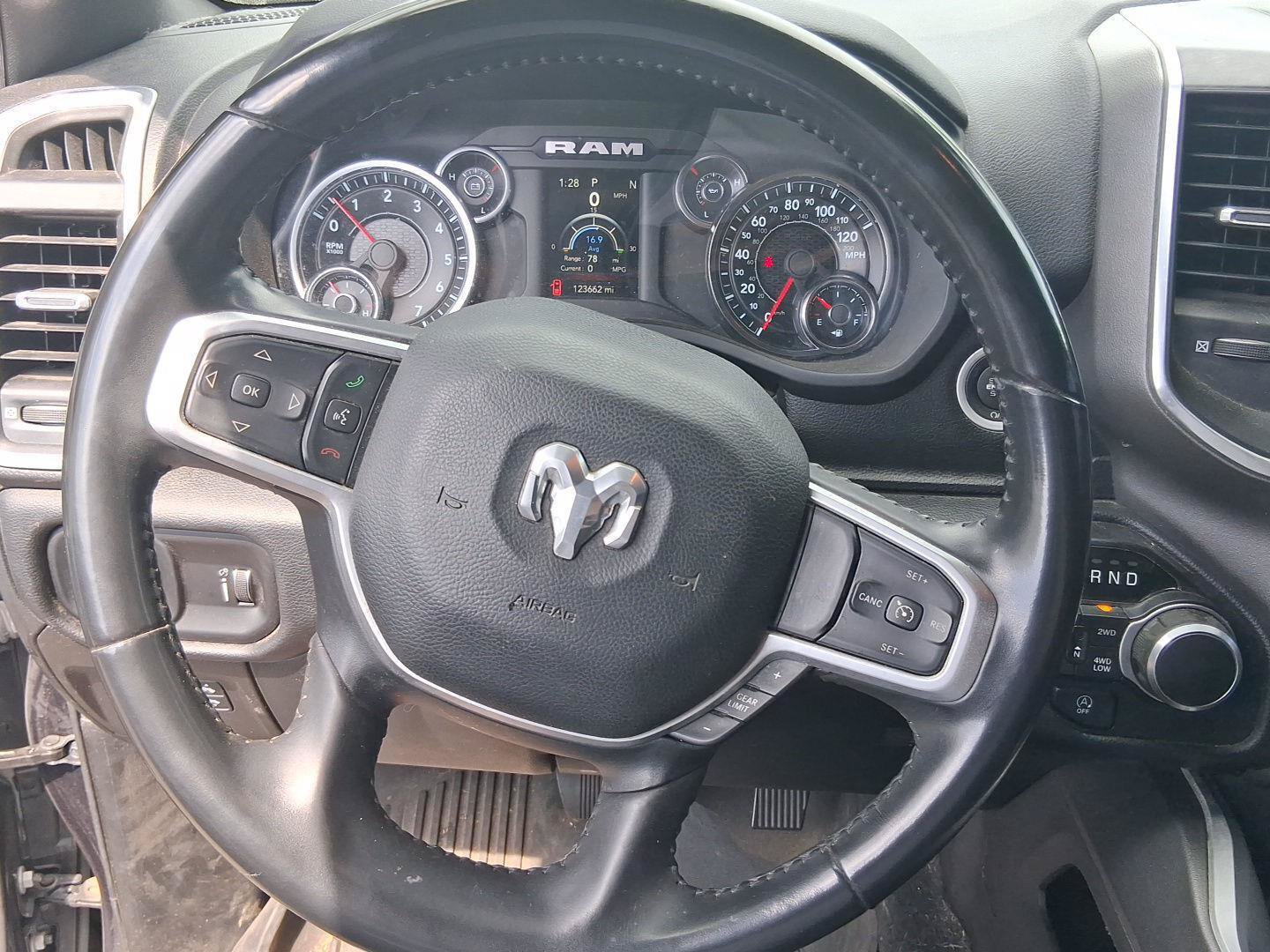 Used 2021 RAM 1500 Big Horn AWD/4WD image 10