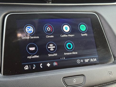 Used 2021 Cadillac XT4 Luxury w/ Cold Weather Package image 28