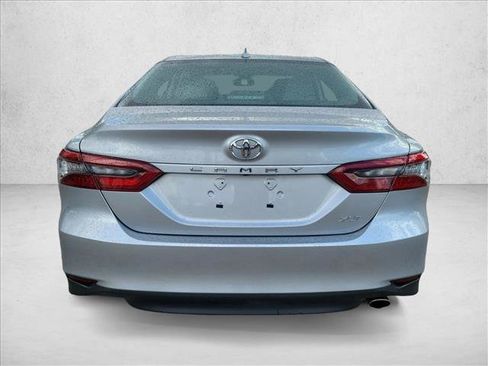 Used 2024 Toyota Camry XLE w/ Cold Weather Package image 6
