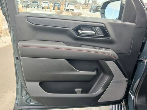 New 2026 GMC Yukon AT4 Ultimate w/ LPO, Illumination Package AWD/4WD image 11