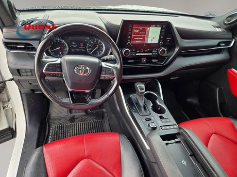 Used 2021 Toyota Highlander XSE AWD/4WD image 26