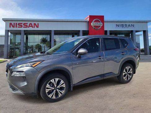 Certified 2022 Nissan Rogue SV AWD/4WD image 9