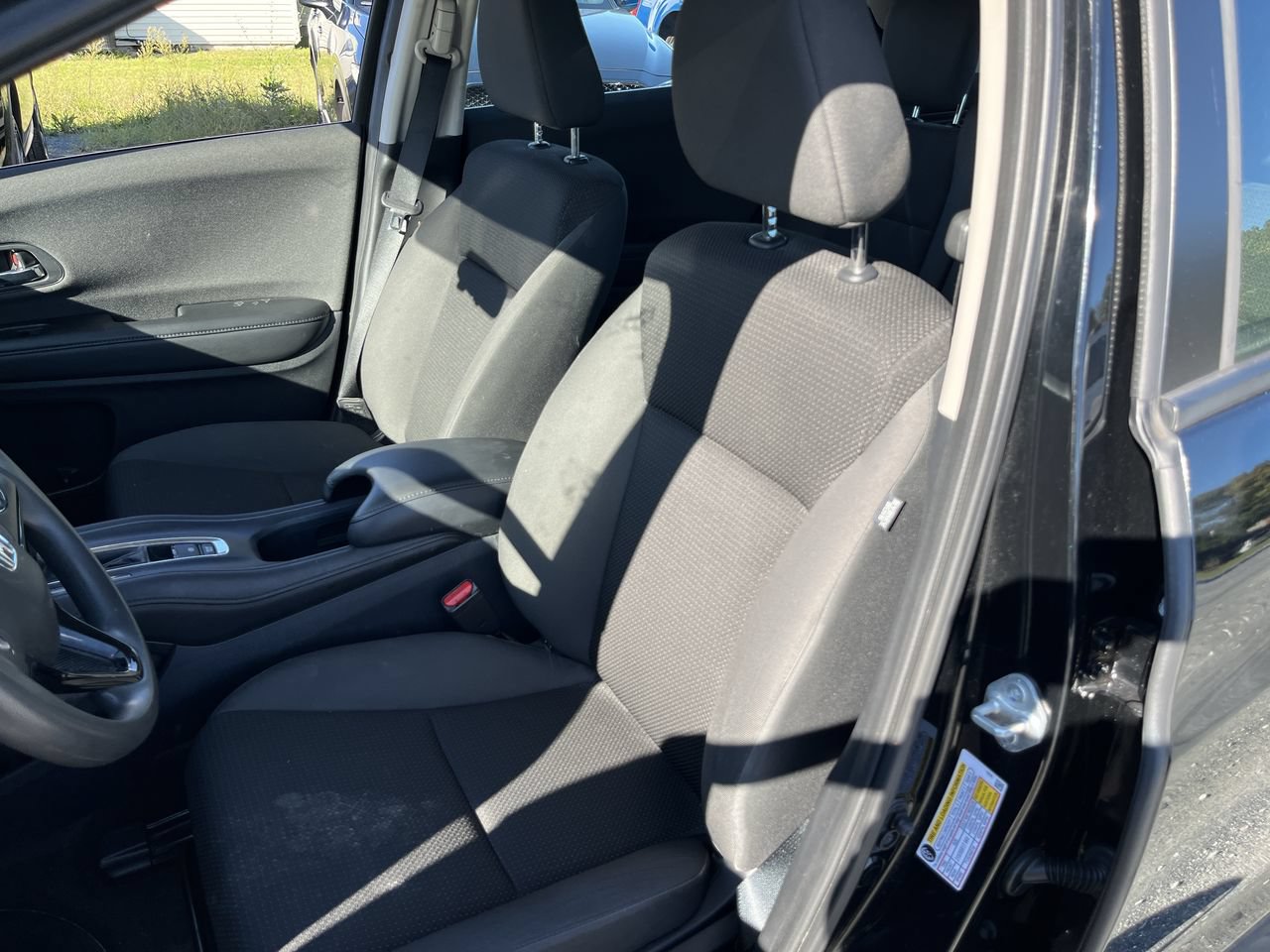 Used 2021 Honda HR-V LX image 5