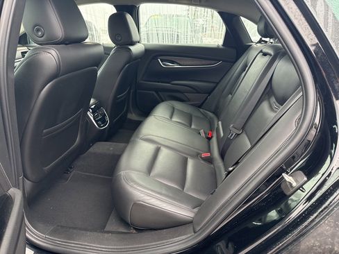 Used 2018 Cadillac XTS Luxury image 10