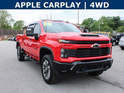 Used 2024 Chevrolet Silverado 2500 Custom w/ Custom Value Package AWD/4WD image 2