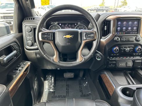 Used 2022 Chevrolet Silverado 3500 High Country w/ Safety Package II AWD/4WD image 9