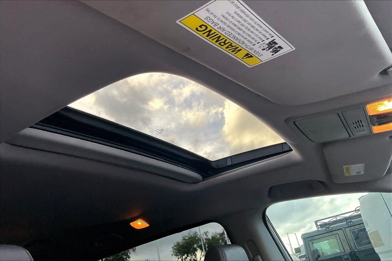 Used 2018 Honda Odyssey EX-L image 30