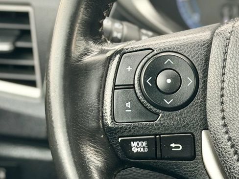 Used 2016 Toyota Corolla S image 18