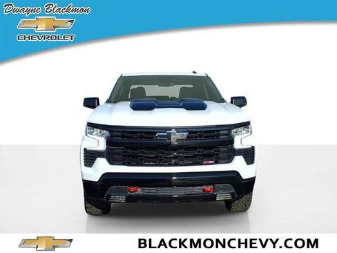 Used 2024 Chevrolet Silverado 1500 LT Trail Boss w/ Protection Package AWD/4WD image 8