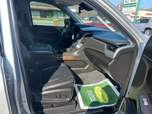 Used 2019 Chevrolet Tahoe LT image 10