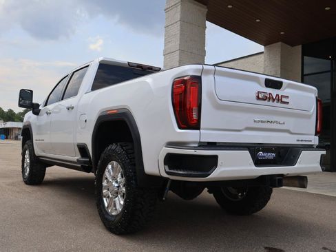 Used 2021 GMC Sierra 2500 Denali w/ Denali Ultimate Package AWD/4WD image 3