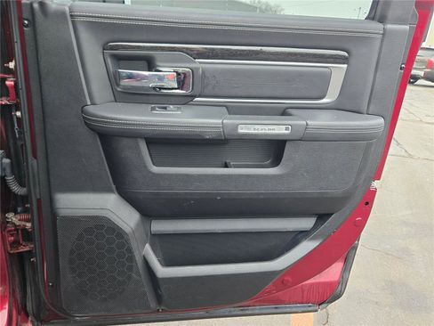 Used 2018 RAM 1500 Limited image 10