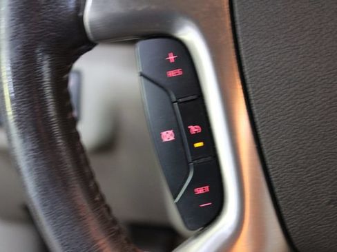 Used 2014 GMC Acadia Denali AWD/4WD image 16