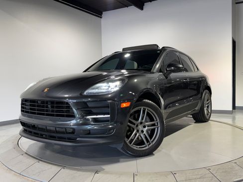 Used 2021 Porsche Macan AWD/4WD image 1
