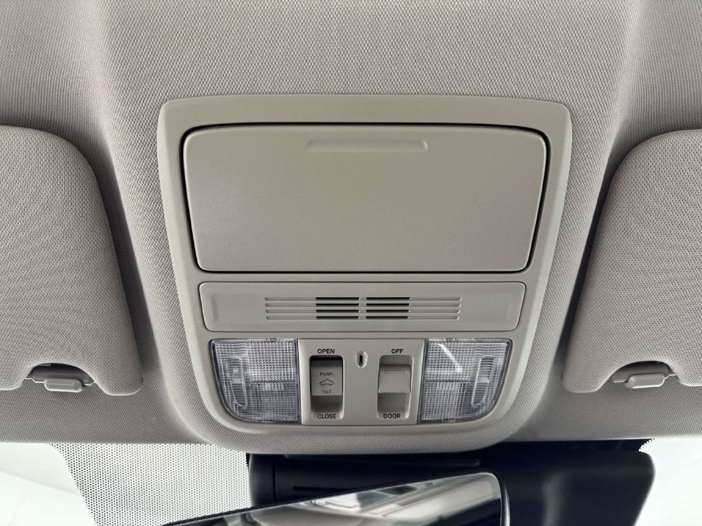 Used 2021 Honda Accord EX-L image 24