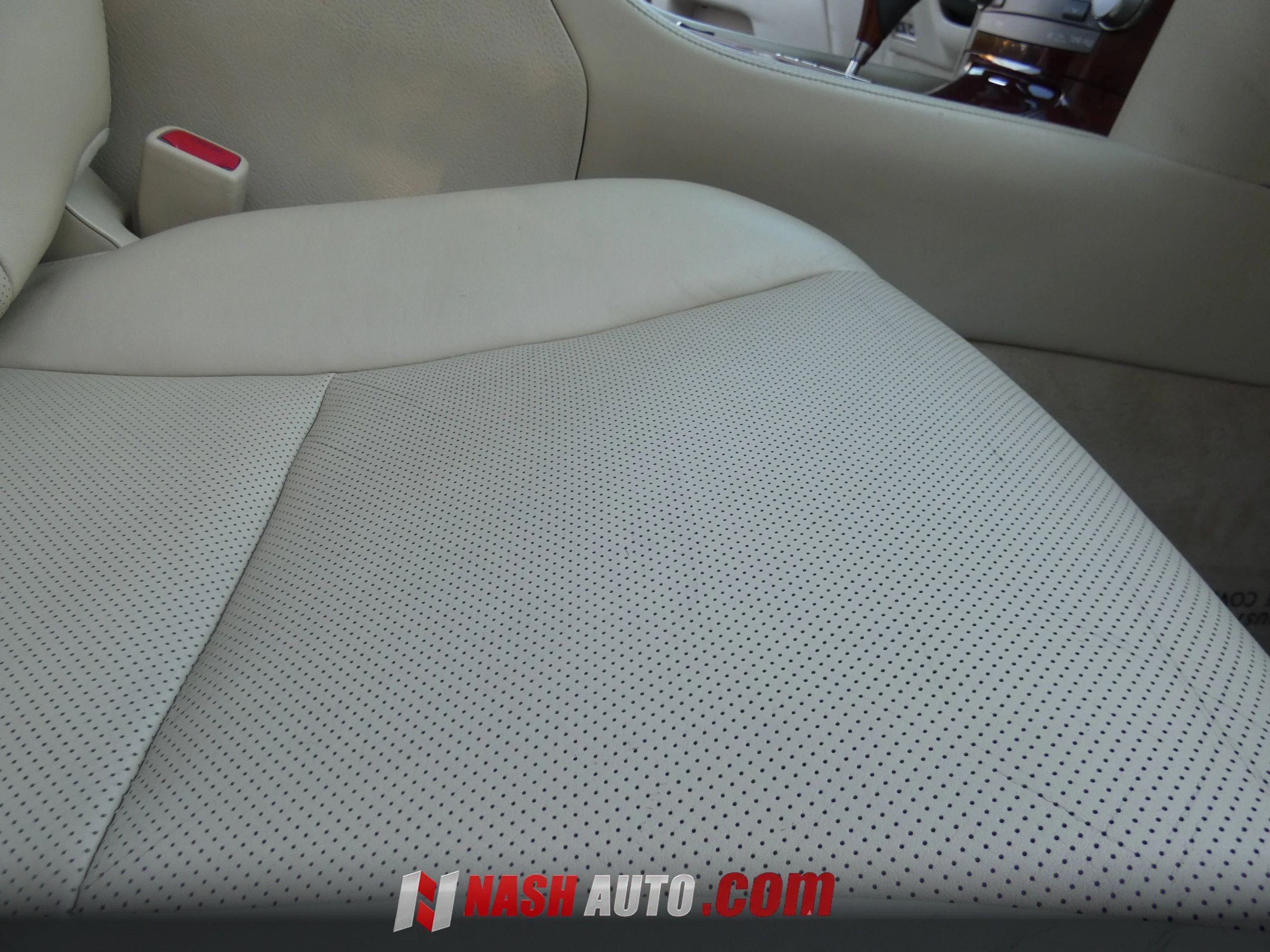Used 2012 Lexus LS 460 w/ Luxury Value Edition RWD image 31