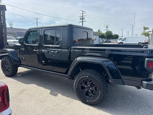 Used 2022 Jeep Gladiator Sport AWD/4WD image 8
