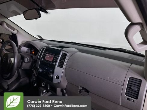 Used 2013 Nissan Xterra S image 25