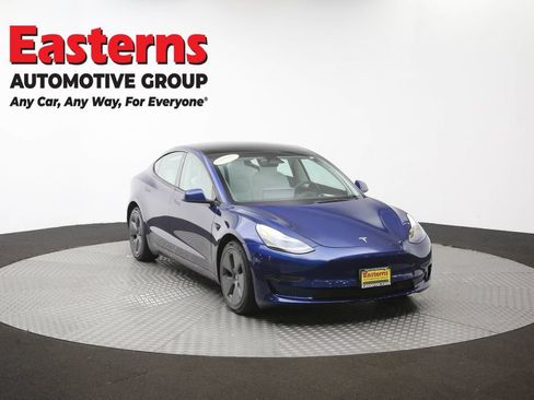 Used 2023 Tesla Model 3 Standard Range RWD image 45