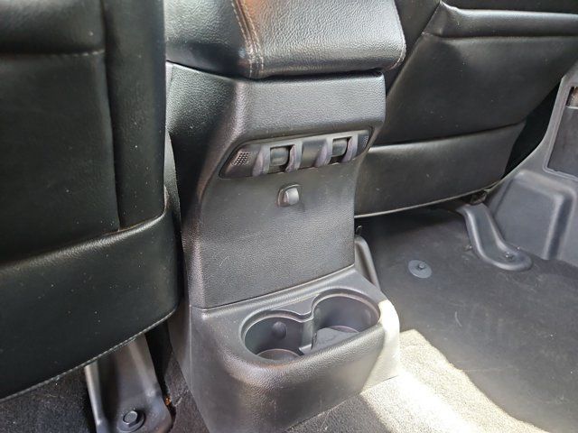 Used 2016 Jeep Wrangler Unlimited Sahara AWD/4WD image 21