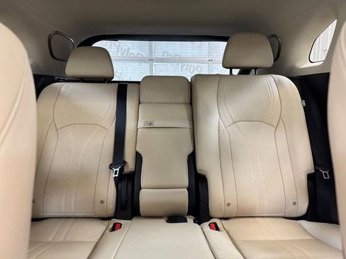 Used 2022 Lexus RX 350 AWD w/ Luxury Package image 16