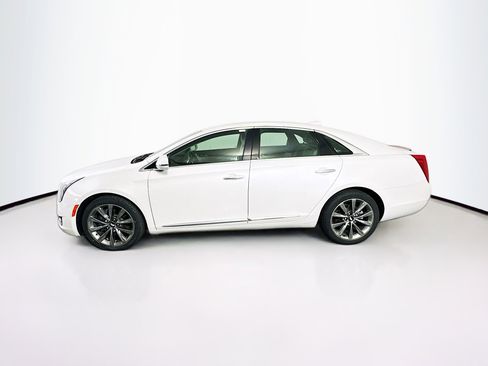 Used 2016 Cadillac XTS FWD image 4
