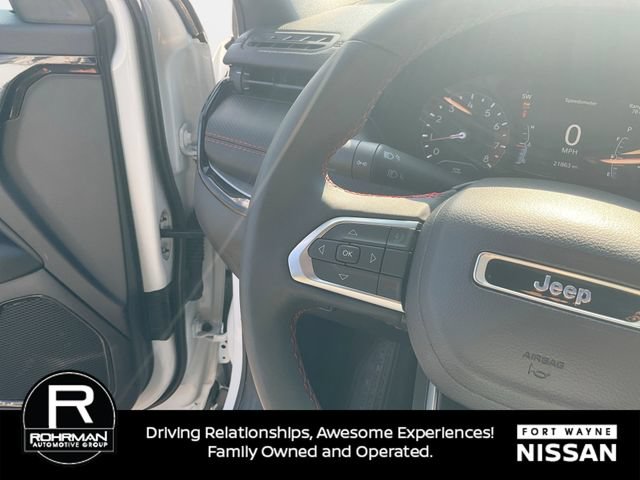 Used 2023 Jeep Compass Trailhawk w/ Sun and Sound Group AWD/4WD image 21
