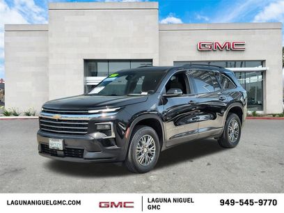 Certified 2025 Chevrolet Traverse LT
