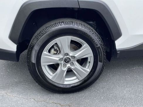 Used 2021 Toyota RAV4 XLE FWD image 34