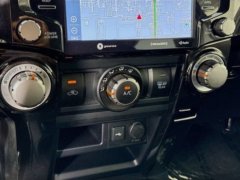 Certified 2024 Toyota 4Runner TRD Off-Road Premium AWD/4WD image 18