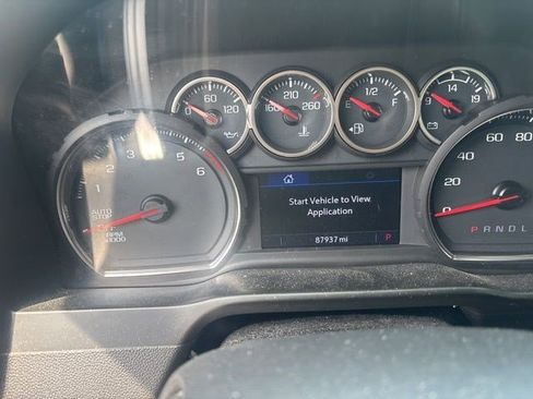 Used 2020 Chevrolet Silverado 1500 LT w/ LT Value Package image 19