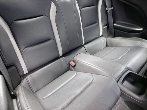 Used 2018 Chevrolet Camaro SS RWD image 14