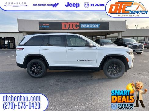 New 2026 Jeep Grand Cherokee Altitude AWD/4WD image 3