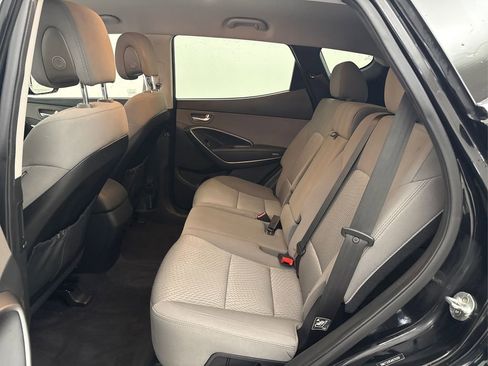 Used 2018 Hyundai Santa Fe Sport image 19