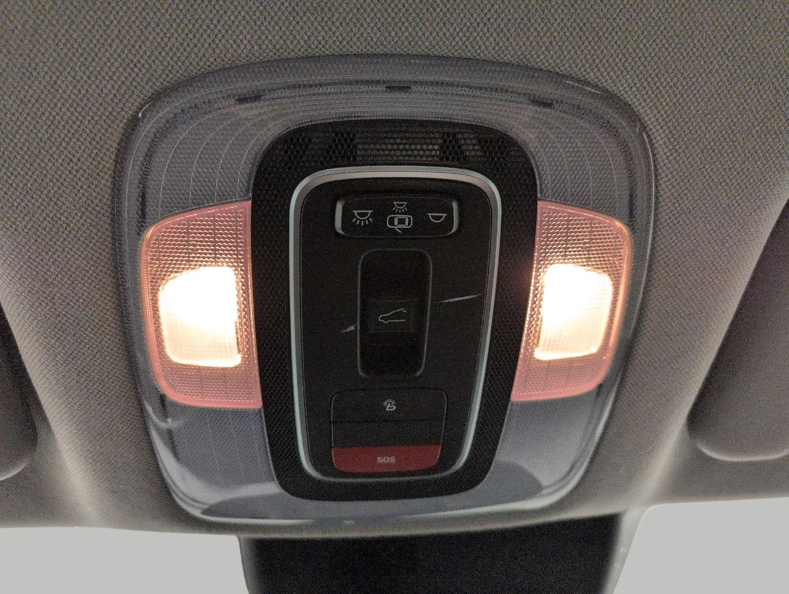 Used 2023 Hyundai Elantra Limited FWD image 19