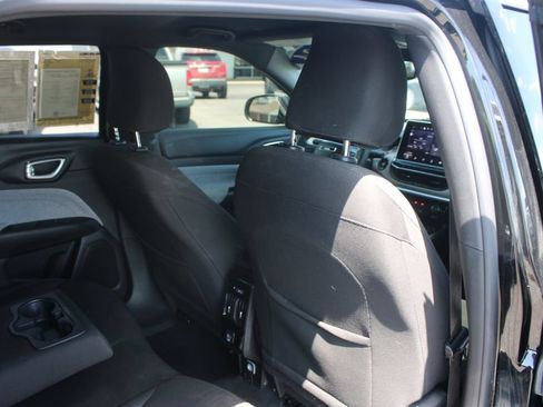 Used 2024 Jeep Compass Sport AWD/4WD image 32