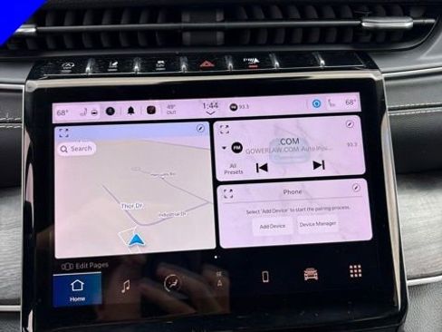 Used 2022 Jeep Grand Cherokee L Limited w/ Luxury Tech Group II image 19